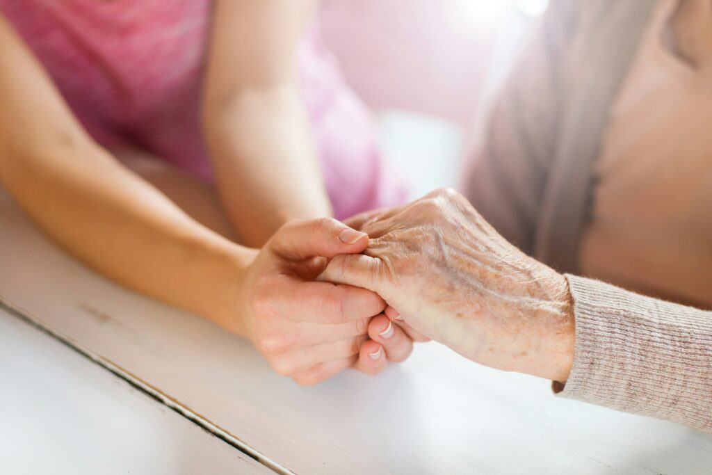 100 Simple Yet Effective Ways to Help Others in Need