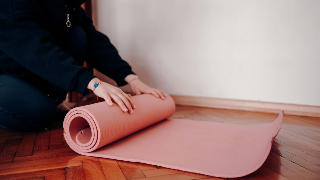 a yoga mat for doing pelvic floor exercises