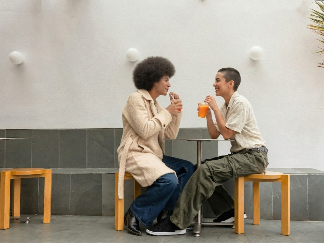 a featured image for a blog post about first date questions