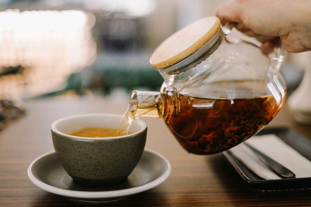 a tea pot and a tea cup